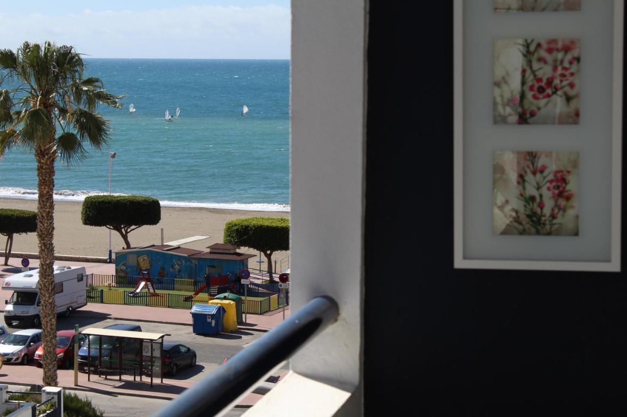 Playa Viginia Apartment Malaga Bagian luar foto